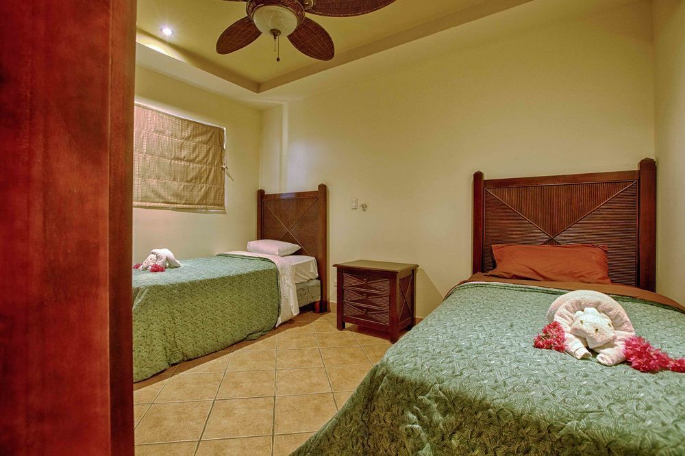 Condor Lodge Playa Conchal Exterior photo